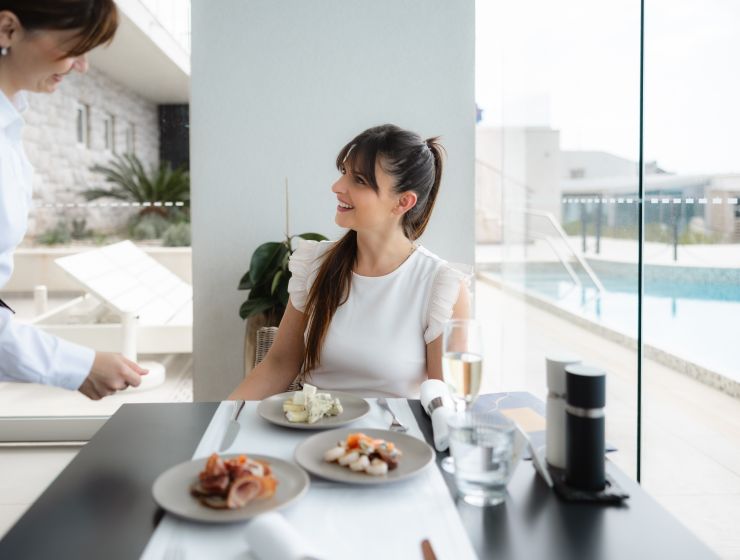 Vista-gourmet-breakfast-Gourmet Dining-WEB-740x560