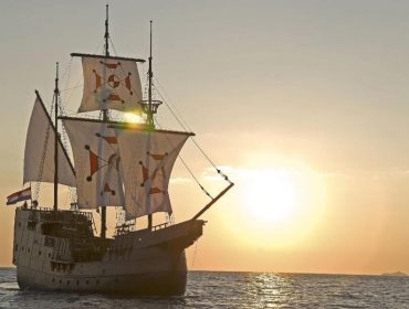 Sunset and Dinner Cruise on a Historic Merchant Ship of Dubrovnik Republic